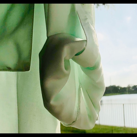 Anthropology La Vi  XS -SMALL Blouse - Picture 3 of 4